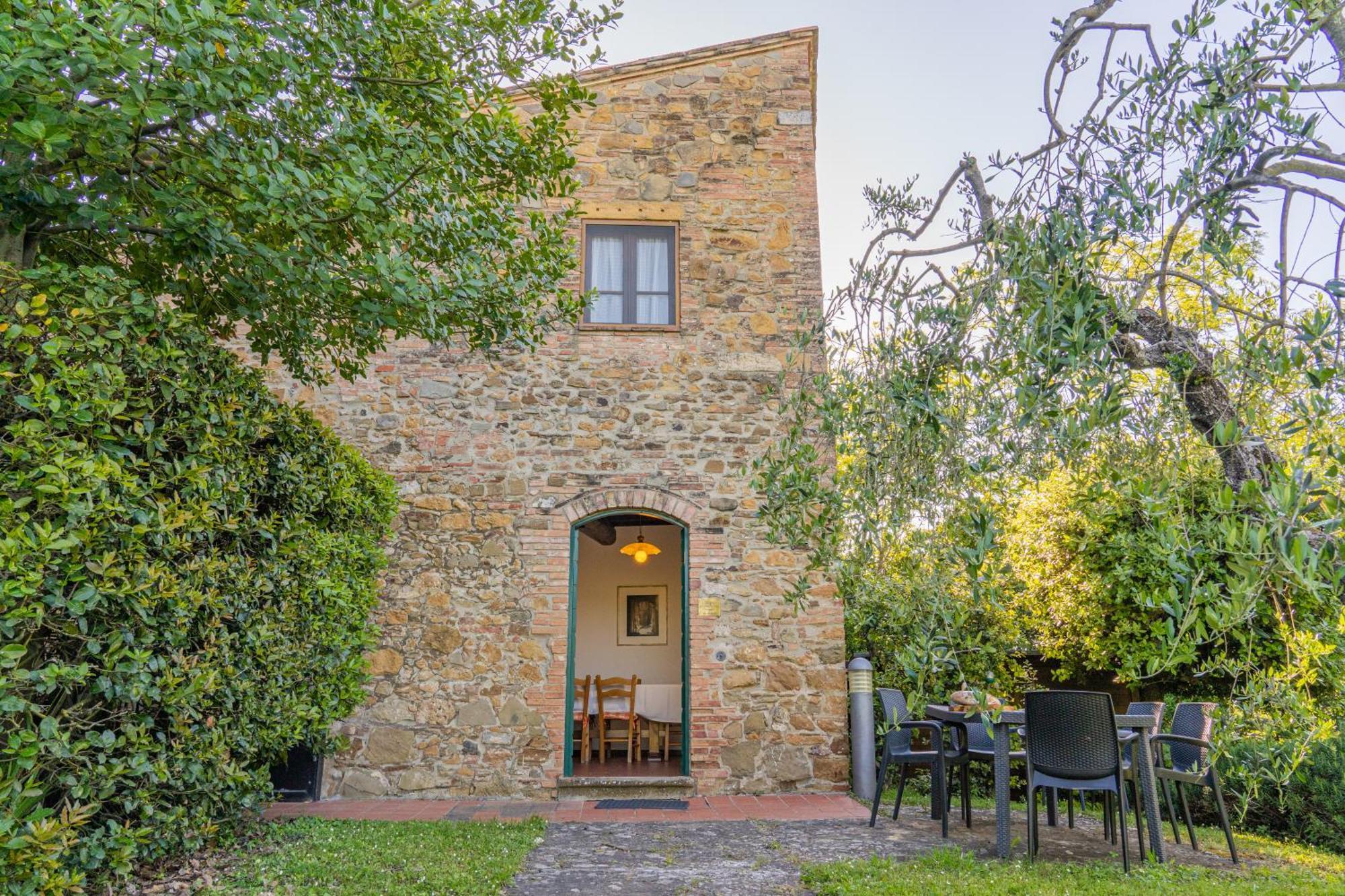 Апартаменти Borgo La Casaccia Монтайоне Екстер'єр фото