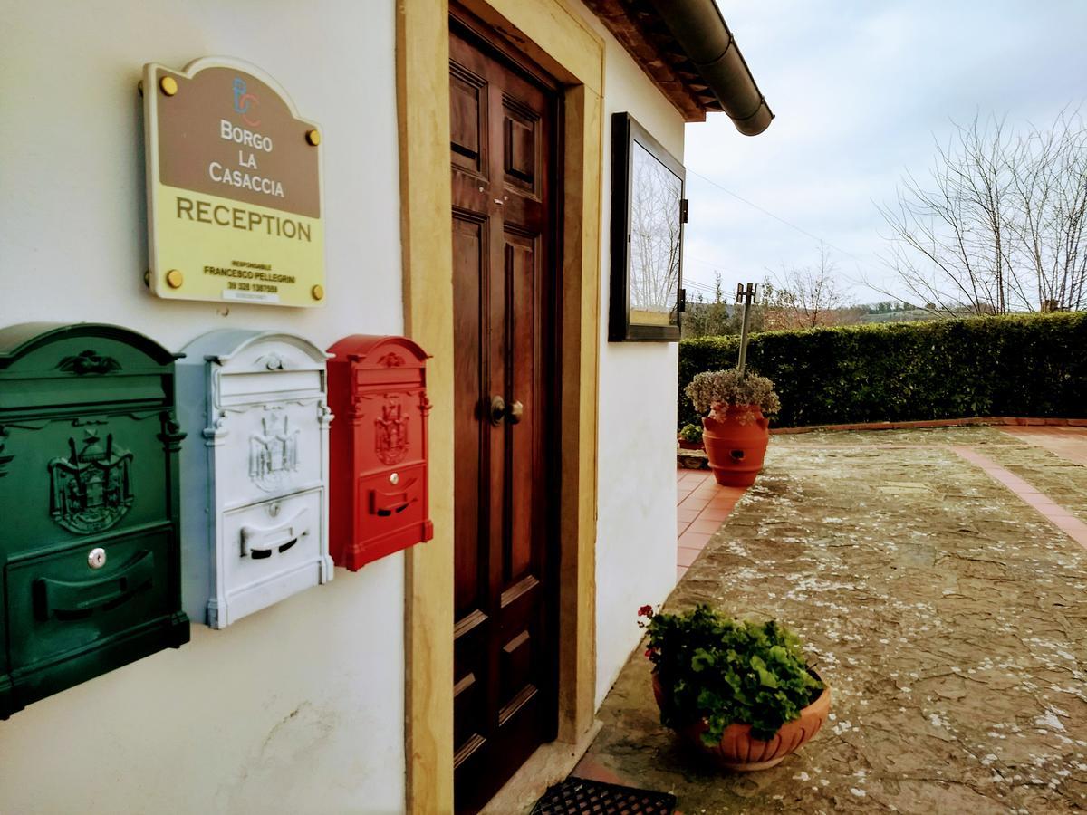 Апартаменти Borgo La Casaccia Монтайоне Екстер'єр фото